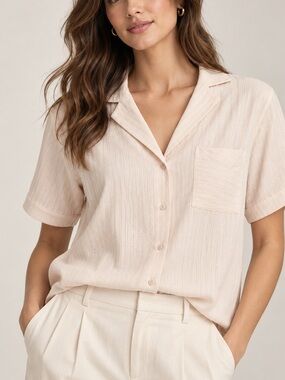 NWT Elodie Blush-Pink Short-Sleeve Button-Down Shirt